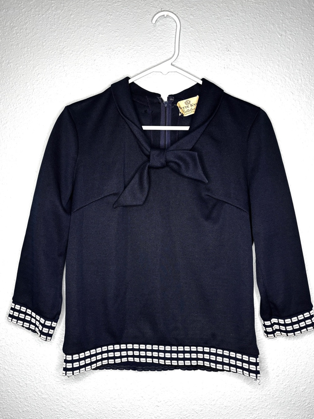 Vintage 1960s Butte Knit Navy & White Sailor Tie Border Print Top 3/4 Sleeve M